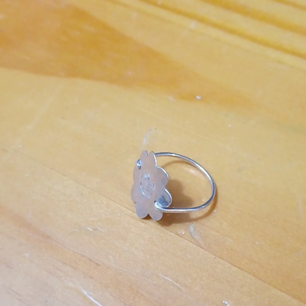 Sterling Silver 925 Hand Crafted Flower Ring Sz 7.25